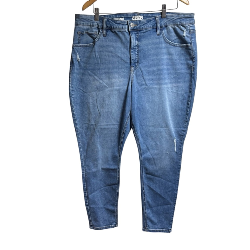 Ava & VV High Rise Skinny Jeans Medium Wash Distressed Blue Denim Size 20 #774